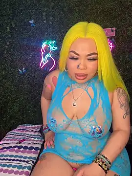 RenaThickAss: онлайн-секс-чат