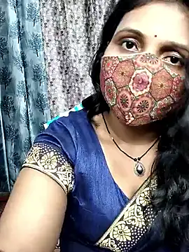 Hotty_Kavita 在線直播表演