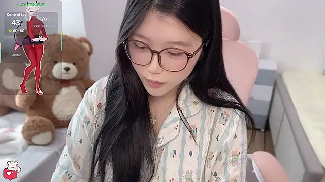 QQ_Tang 在線直播表演