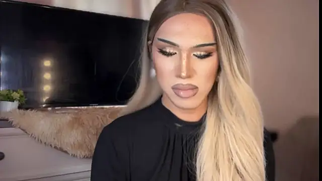 Ts_glamxx Adlı Modelin Canlı XXX Sohbeti