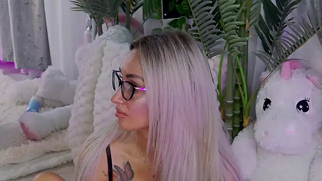 Онлайн чат XXX IsabelleEthan