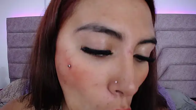 Chatroom XXX en direct de Jessica_Kraftt