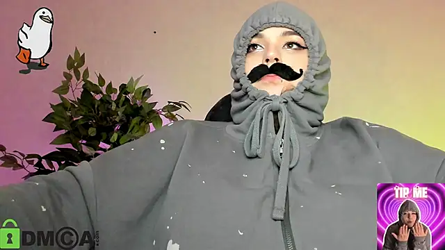 Mia_R0ss Chat XXX in diretta