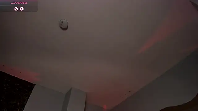 XXX chat uživo modela AliceHarper_