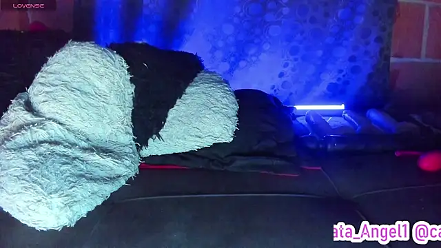 Cata-angel live XXX chat