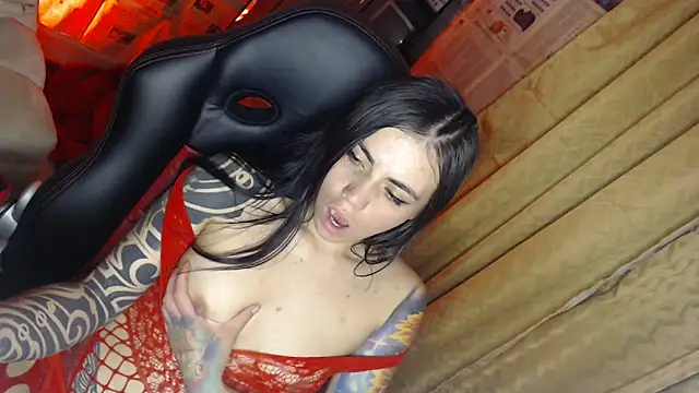 i_am_nina_ Live XXX Chat