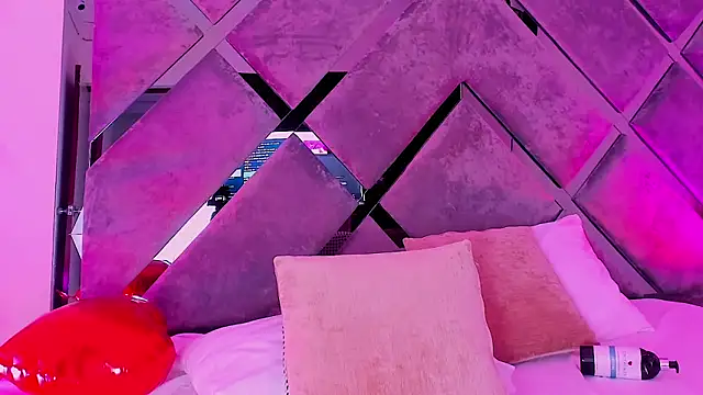 Czat XXX na żywo – luciagray1