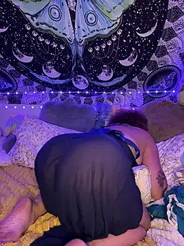 SuzyCatzz's Live XXX Chat