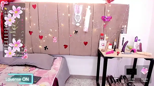 Zaly_mature Chat XXX in diretta