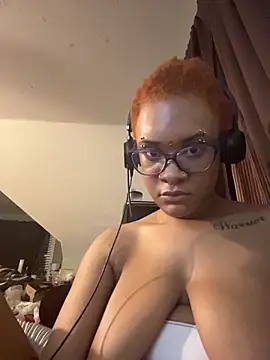 nickytheehawtie Chat XXX live