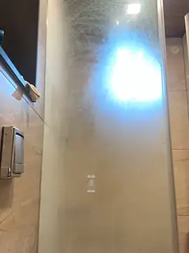 BadBoyTom78's Live XXX Chat