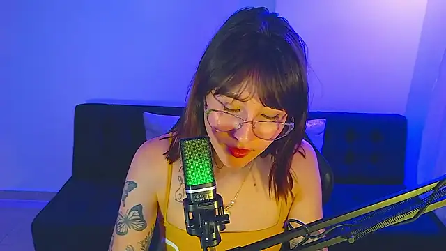 Yuliennegg 即時 XXX 聊天