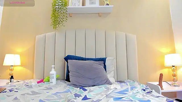 XXX chat uživo modela Rachel_Donnelly