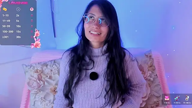 NayeCloud's Live XXX Chat