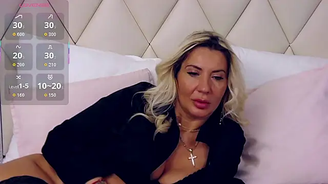 GinaBear Webcam show