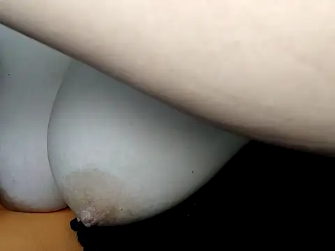 AngelwithEcup Adlı Modelin Canlı XXX Sohbeti