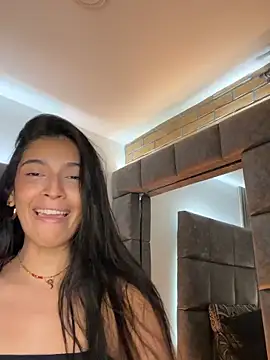 BrigitteVons: онлайн-секс-чат