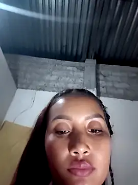 Genesis_18_ Adlı Modelin Canlı XXX Sohbeti