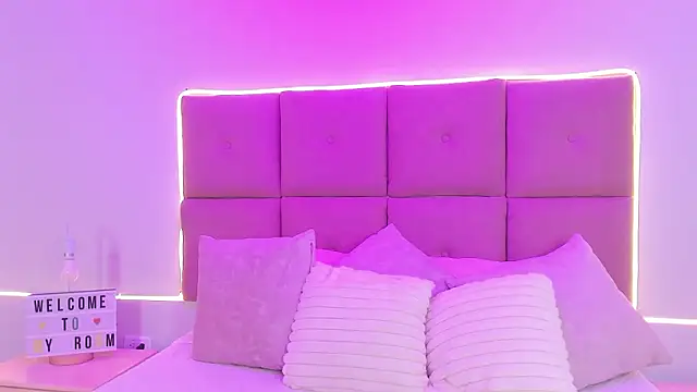 XXX chat uživo modela TaraCarson