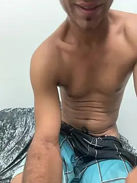 ZF-AthleteのライブXXXチャット