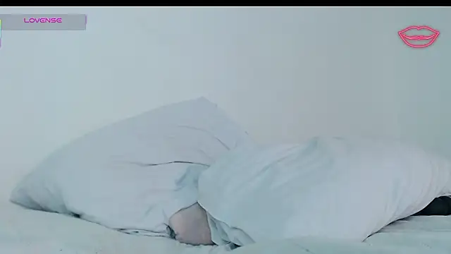 lilith_luv 即時 XXX 聊天