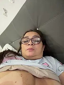 ANTONELLA_VIOLETA_'s Live XXX Chat