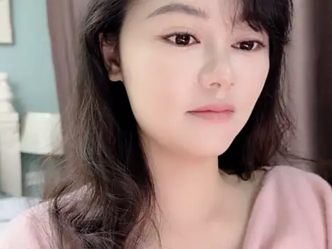 sarah111 Chat XXX live