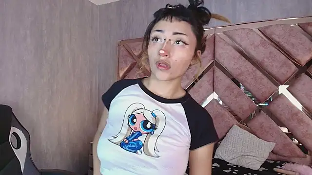 Онлайн чат XXX Babyyrasta666