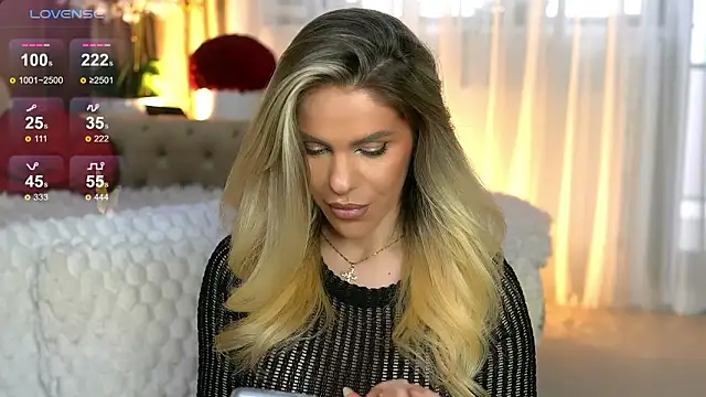 ChloeVelvetx's Live XXX Chat