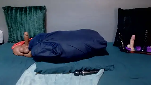 DarkNSpicy4U – Naživo XXX chat