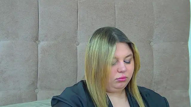 LillianKim – Naživo XXX chat