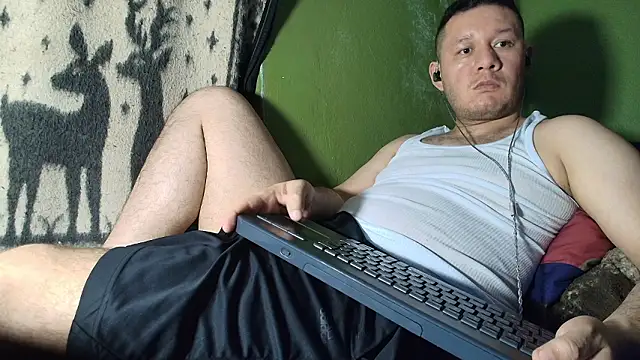 sweet_cock28 webcam show