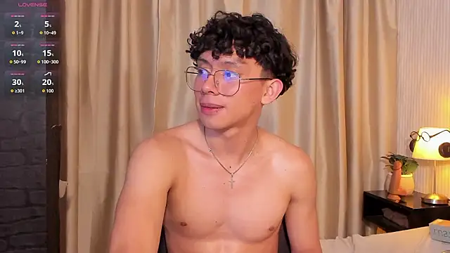 liam_twiink 即時 XXX 聊天