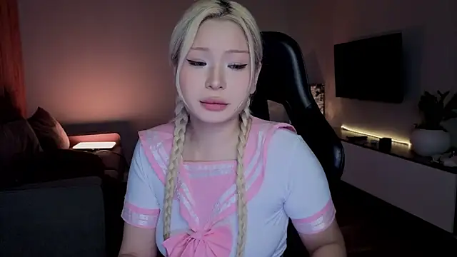 Chat XXX en directo de RileyMee