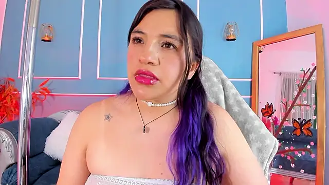 TaraTaylorr Live XXX-chat