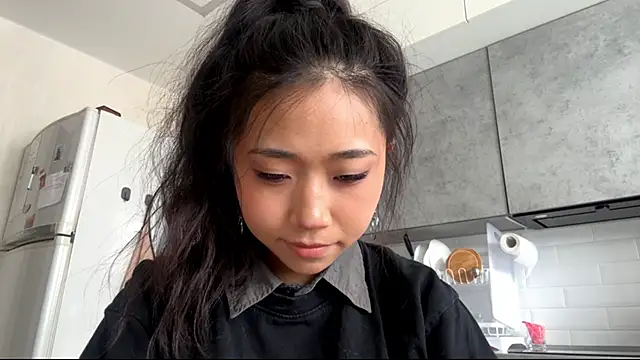 Chat +18 de SweetMiaXO ao vivo