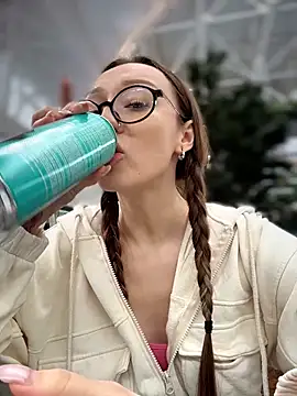 ElizaFi Chat XXX live