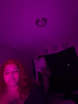 XXX chat uživo modela 1n0nlythroat