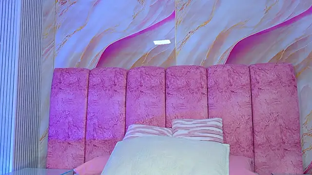 emmacurvy Chat XXX in diretta