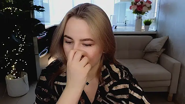 Mira_Mermayd live XXX chat