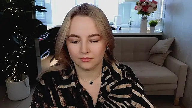 Chatroom XXX en direct de Mira_Mermayd