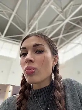 Charming_Ritta Chat XXX live