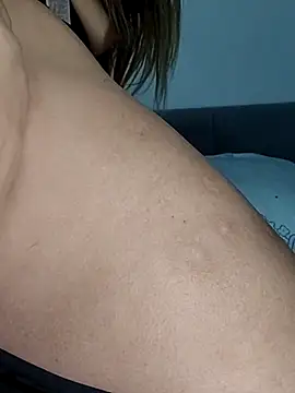 estrella_tasty Adlı Modelin Canlı XXX Sohbeti