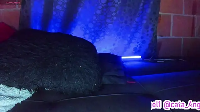 Cata-angel: онлайн-секс-чат