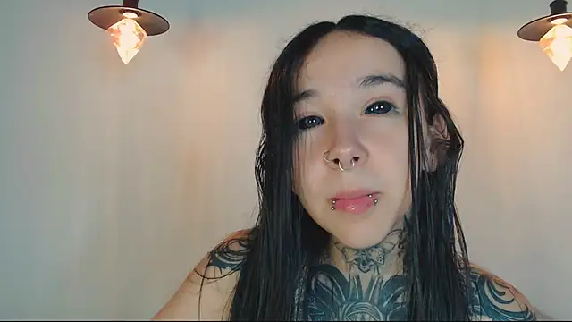 alien_eyes09 élő XXX-chatje