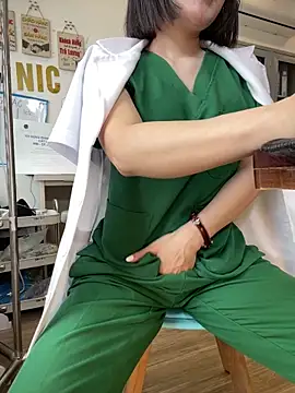 Clinic_Sexy: διαδικτυακό σόου στην κάμερα