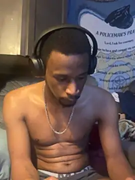 Tristris100: вебкам-шоу