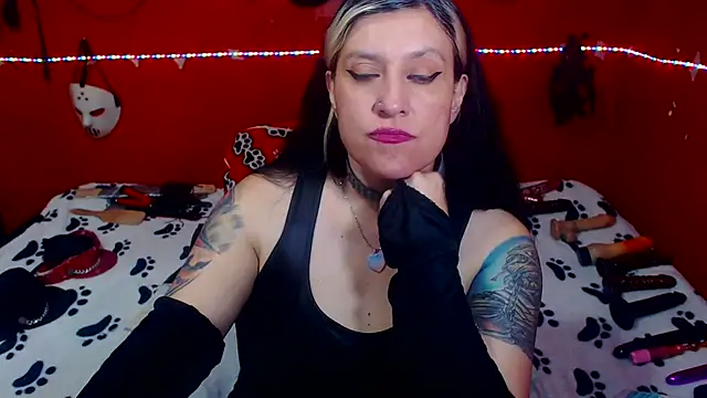 MATURE_Randy live XXX chat