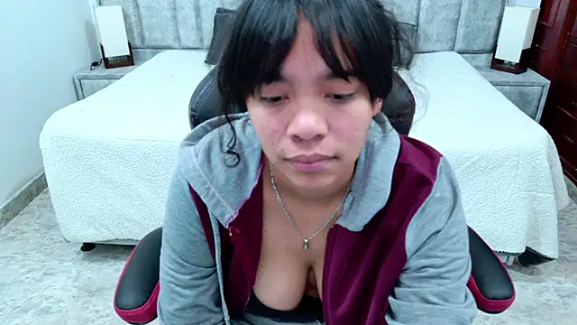 Czat XXX na żywo – laureentt_