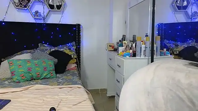 Živý XXX chat charlotte_077